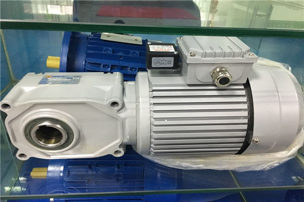 HG直交軸減速機(jī)，準(zhǔn)雙曲面斜齒輪減速機(jī),直角減速機(jī),直角減速電機(jī),直交軸減速電機(jī) (17)