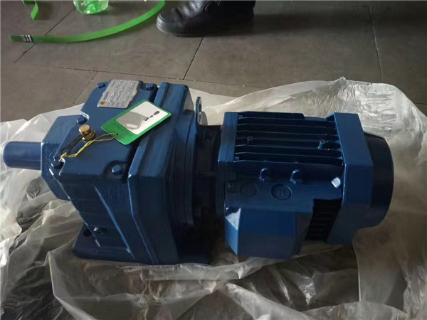 R87減速機(jī)，R87DRE90減速機(jī)